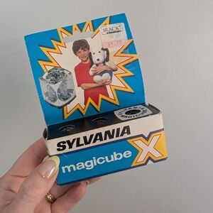 Sylvania Magicube Flash Bulbs